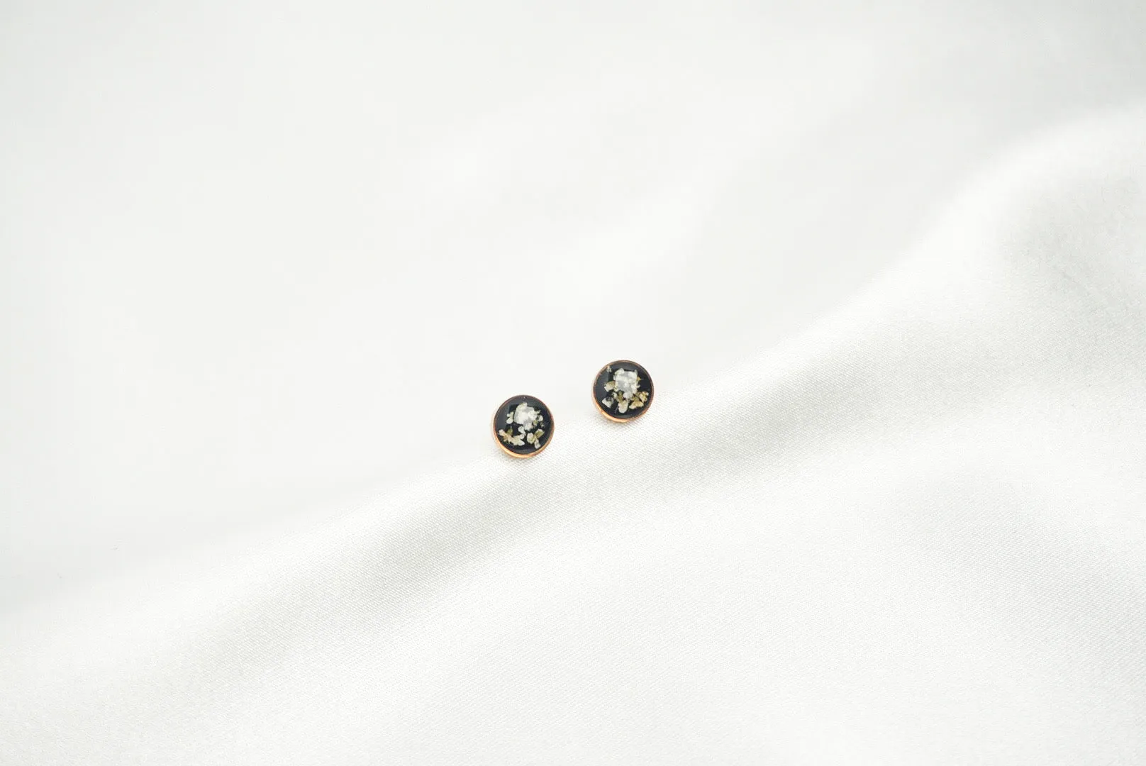 Bordeaux Studs