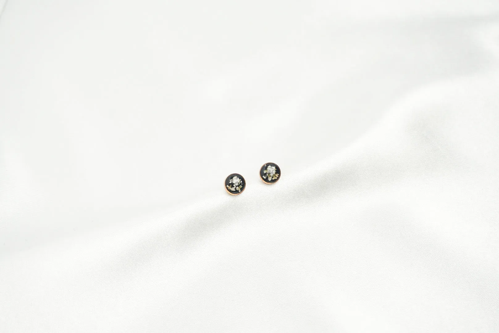 Bordeaux Studs