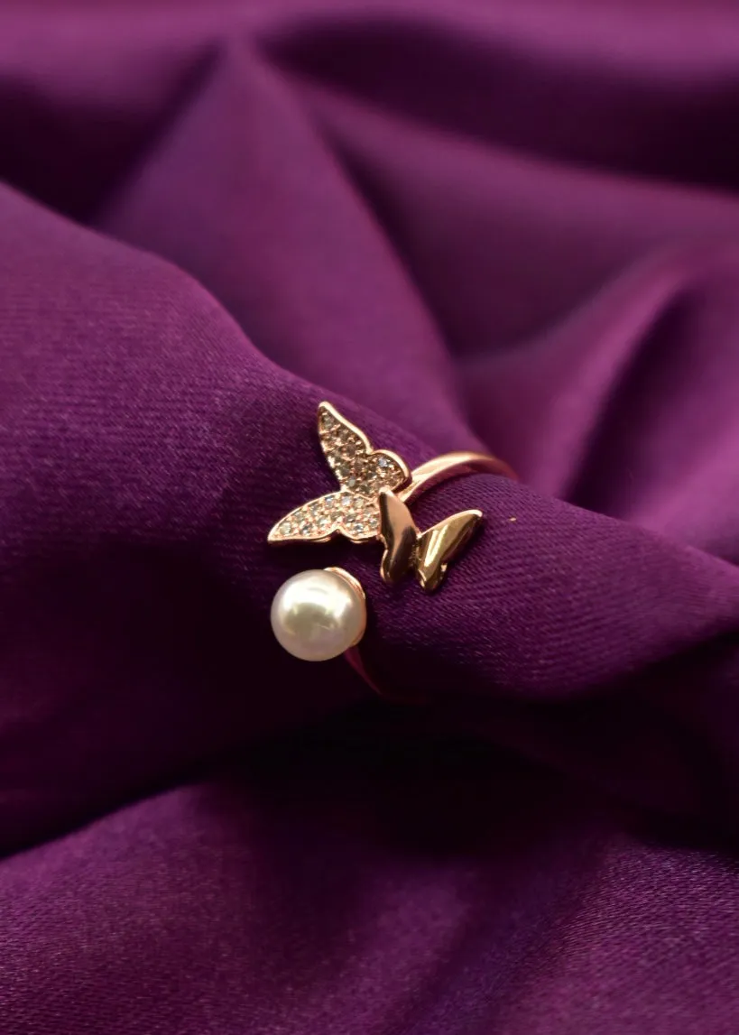 BUTTERFLY FINGER RING