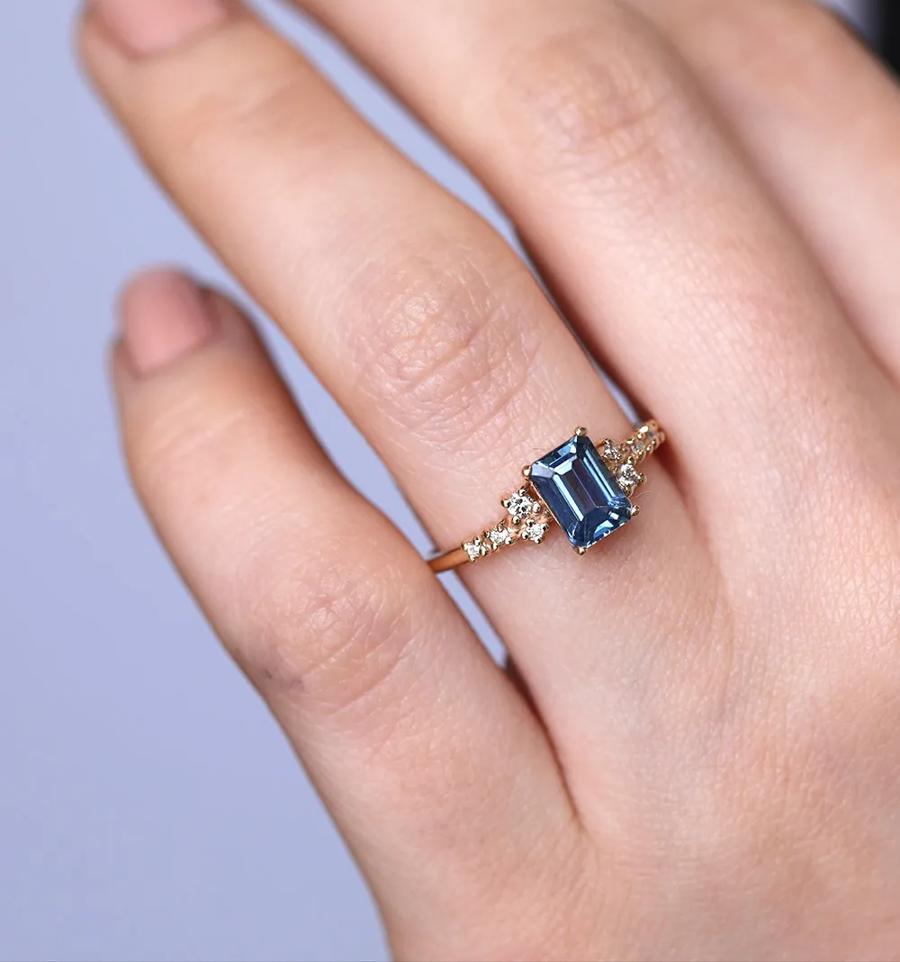 Elise II | blue sapphire & diamonds