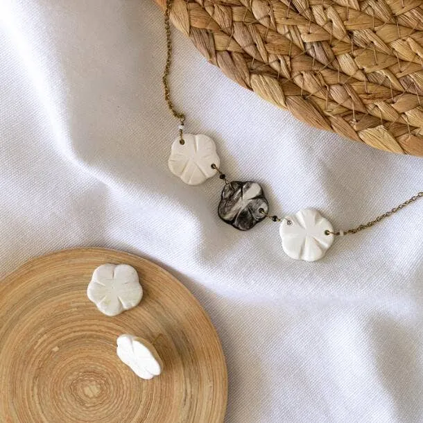 Flower Studs in White